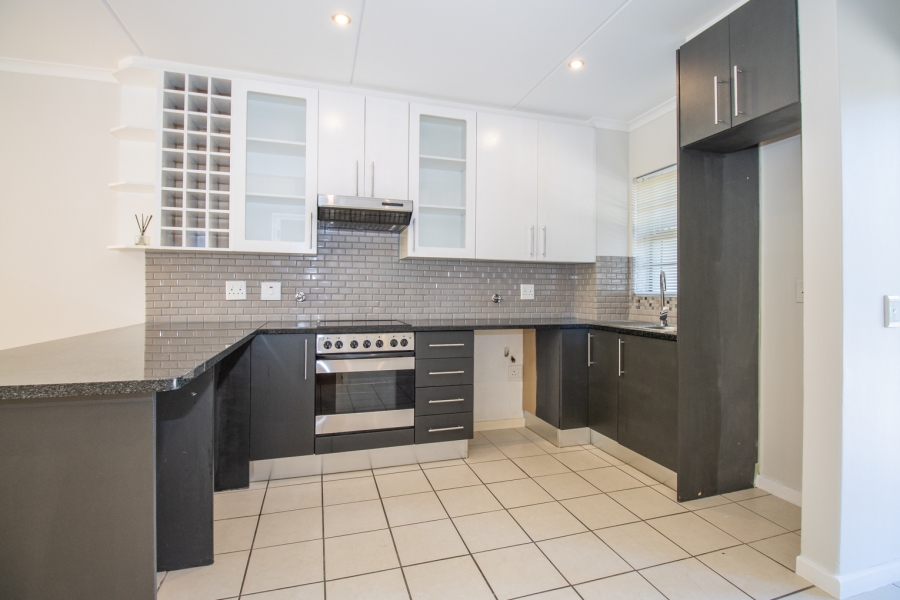 To Let 2 Bedroom Property for Rent in Beach Estate Western Cape